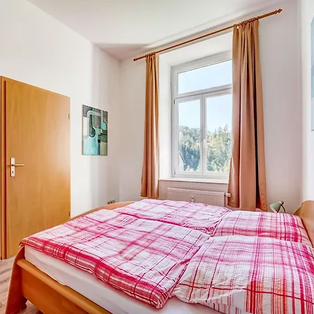 Mountain Bliss In Borstendorf, Cleaning Included Grunhainichen